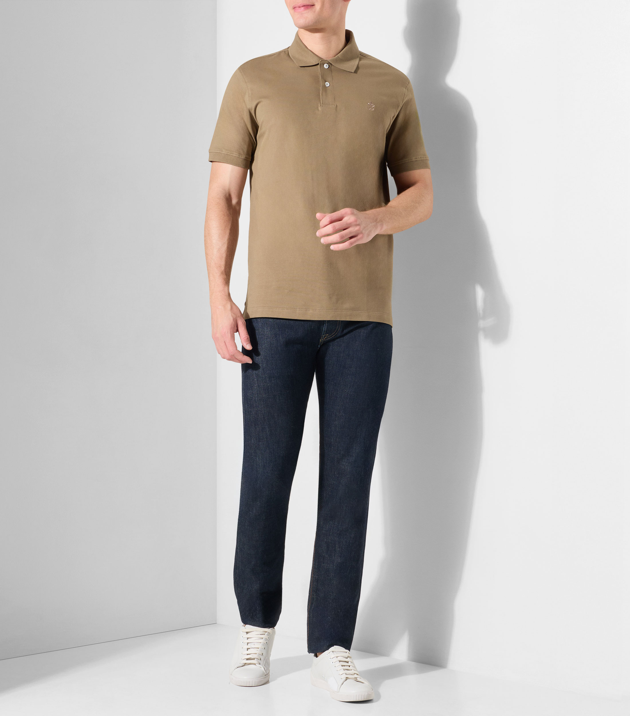 Playera tipo polo con manga corta lisa Hombre